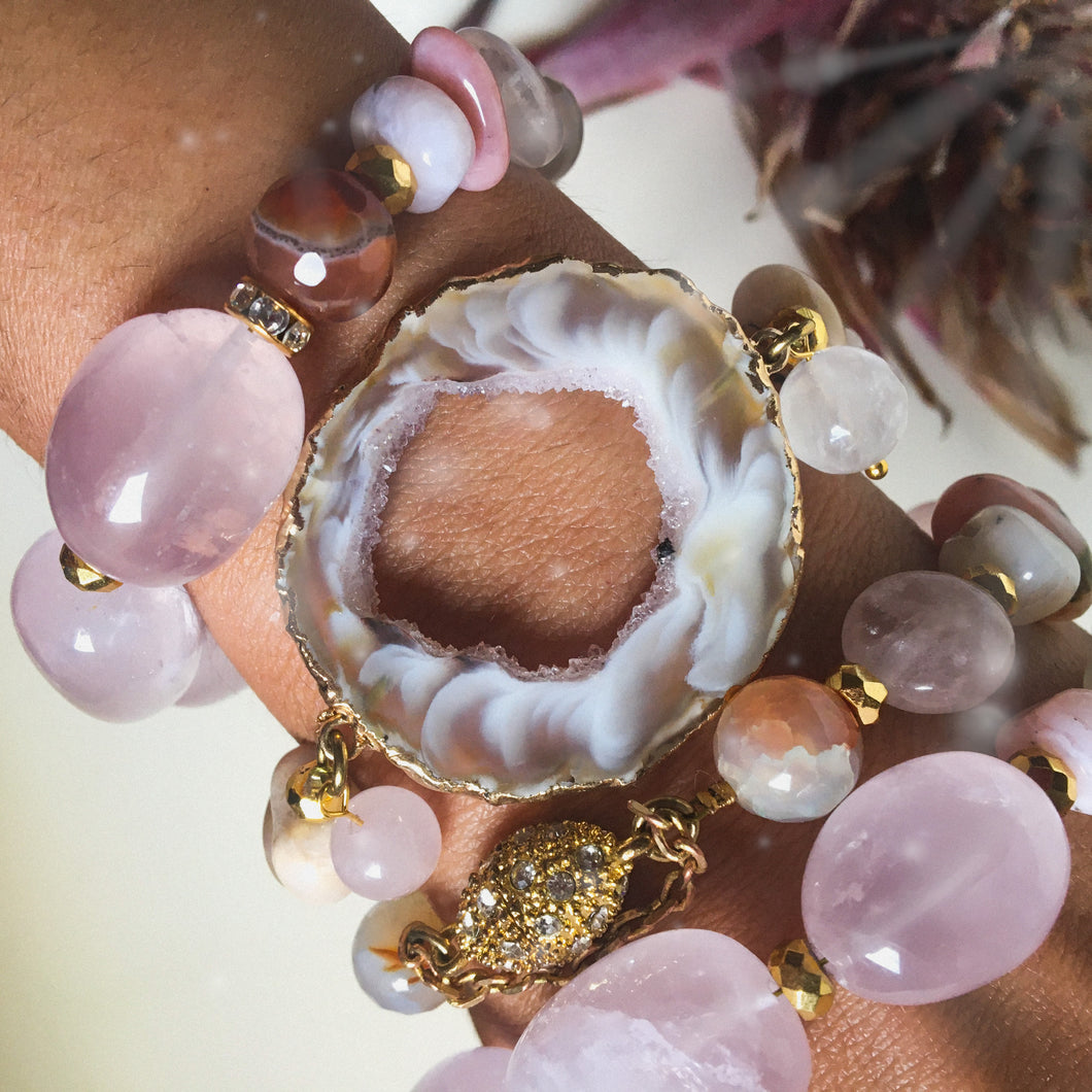 Brațară cu felie de Agată Geodă si pietre semipretioase  |  Cuart roz  |  Opal roz