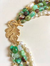 Load image into Gallery viewer, Statement necklace with 4 rows of Chrysoprase | Pearls of culture | Rhinestones | Gold plated
